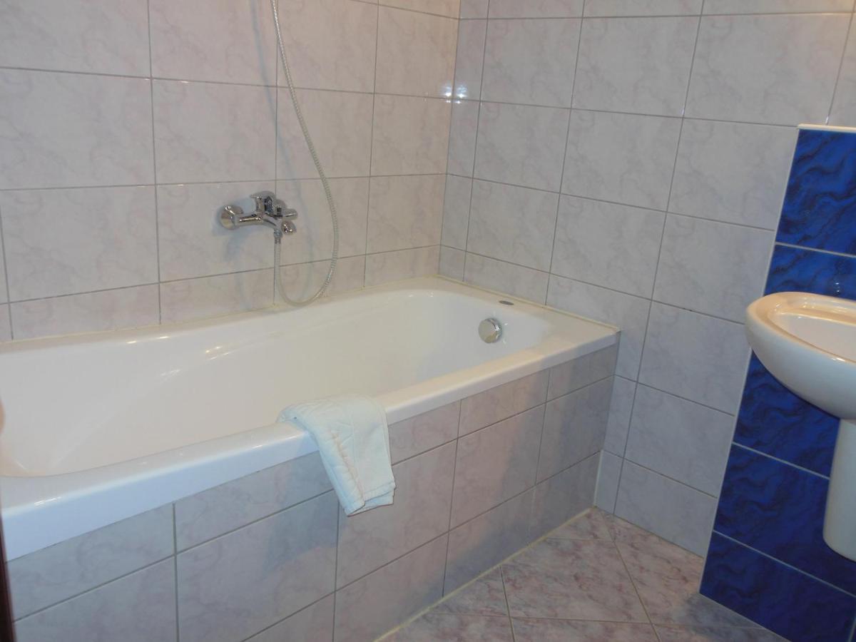 Hotel Pekin Władysławowo Szoba fotó